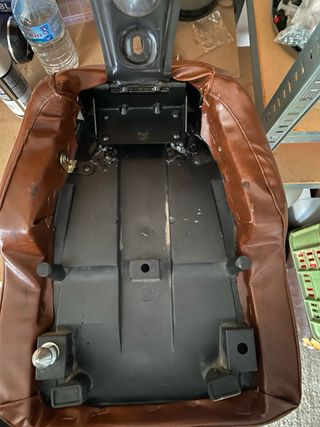 Asiento de correos Vespa PX