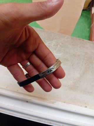 Pulsera Lotus Plata y Negro.

