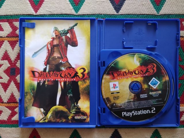Devil May Cry 3 + Monster Hunter Demo PS2