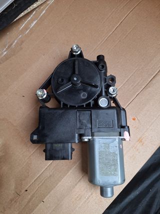 Motor elevalunas Hyundai i30 Izquierdo Delantero