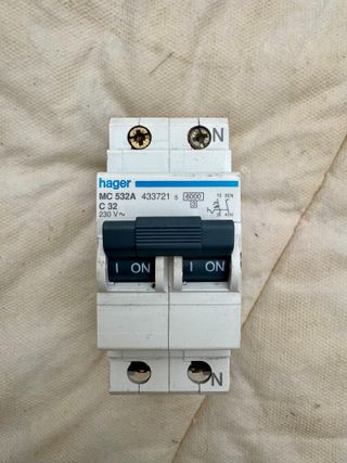 HAGER INTERRUTTORE AUTOM MAGNETOTERMICO MC532A C32