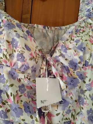 Vestido floral sin estrenar 