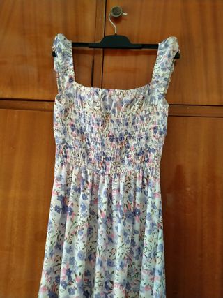 Vestido floral sin estrenar 