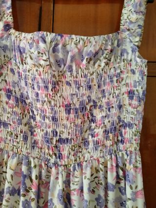 Vestido floral sin estrenar 