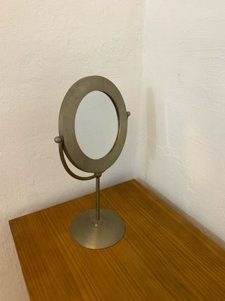 Espejo de mesa plateado