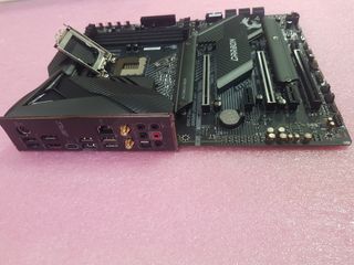 Placa Base MSI MPG Z490 Gaming Carbon WiFi