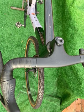 Canyon Grail CF 8 1by Gravel Bike 
