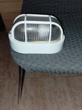 Plafoniera Ovale Trasparente e Bianca