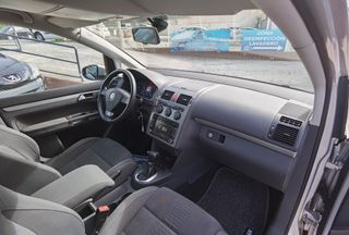 Volkswagen Touran DSG - Etiqueta C