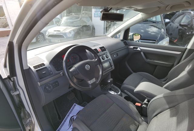 Volkswagen Touran DSG - Etiqueta C