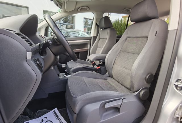 Volkswagen Touran DSG - Etiqueta C