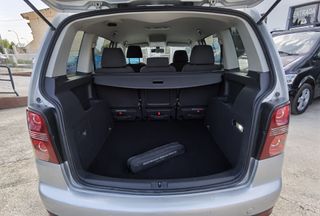 Volkswagen Touran DSG - Etiqueta C