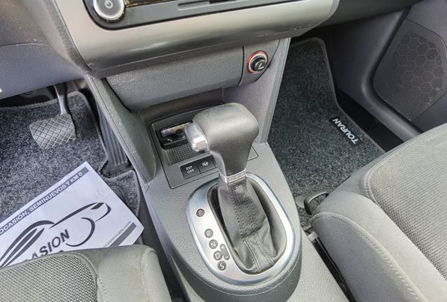Volkswagen Touran DSG - Etiqueta C