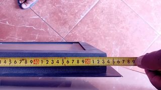 Ventana gris con marco y cierre