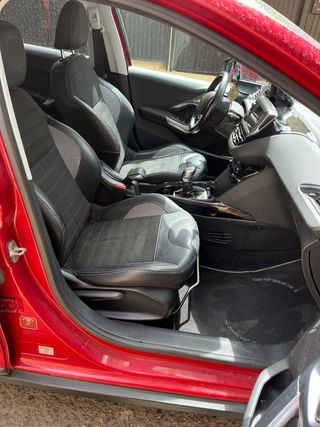 Peugeot 2008 2016