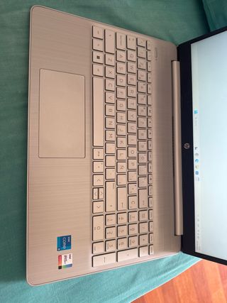 Ordenador portátil HP 15s Plata