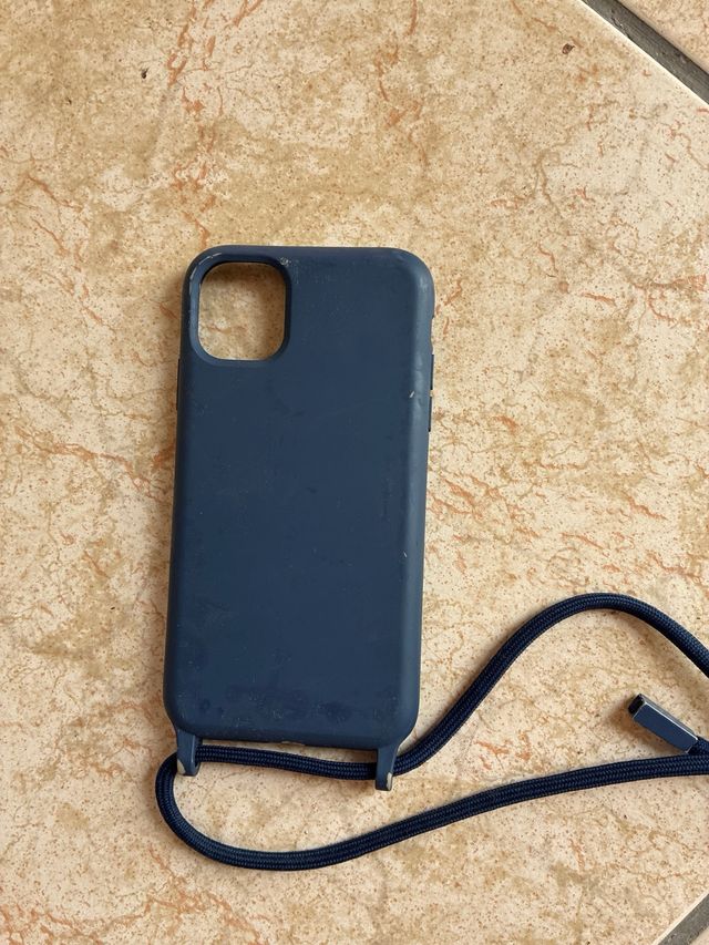 Fundas iPhone 11 (varios modelos)