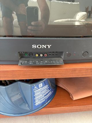 TV Sony Trinitron 29”