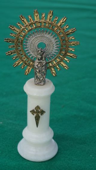  Virgen del Pilar y artículos religiosos ver fotos