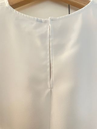 Blusa Zara Blanca con Detalles Negros