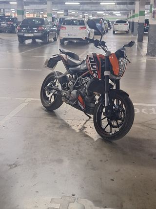 KTM Duke 125 2011