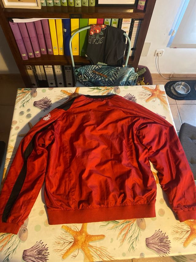 Chaqueta Oficial Mallorca Talla M Macron