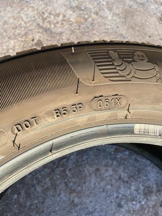Neumático  225/55 R16 