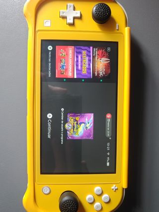 Nintendo Switch Lite Amarillo + Juego Starlink