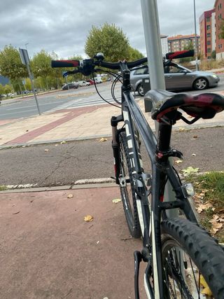 Bicicleta Cube MTB Rueda 26