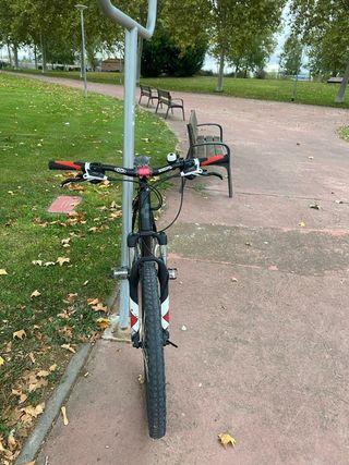 Bicicleta Cube MTB Rueda 26