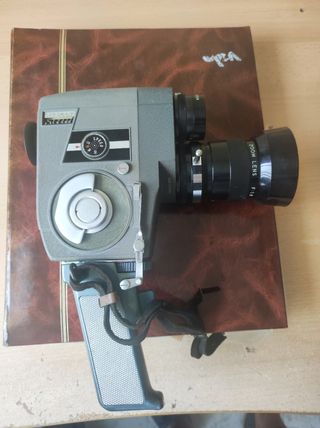 Cámara de cine 8mm Crown vintage