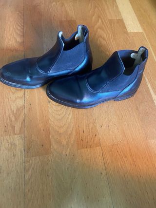 Equipación Hípica Completa: Casco, Botas y Más