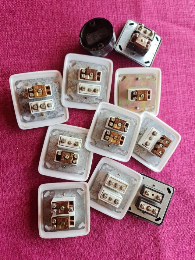 Lote 11 Interruptores y Enchufes Vintage