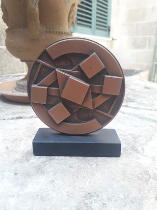 Statuetta Gió Pomodoro