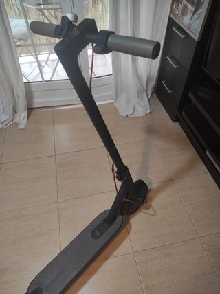 Patinete Eléctrico Xiaomi M365