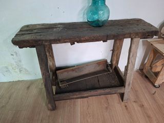 Banco de carpintero antiguo de madera para restaur