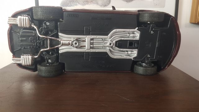 BMW M6 Cabrio 1:18 Maisto