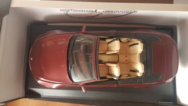 BMW M6 Cabrio 1:18 Maisto