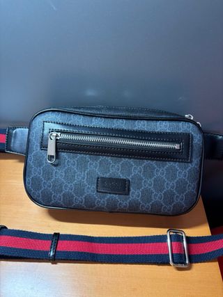 Riñonera Gucci Negra