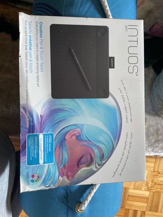 Tableta Gráfica Wacom Intuos Creative Pen & Touch