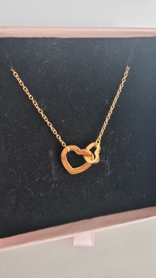 Collar Corazones Entrelazados Acero Dorado Nuevo