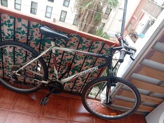 Bicicleta Decathlon Montaña