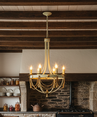 Lámpara de hierro estilo provenzal