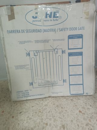 Barrera de seguridad para niños de madera