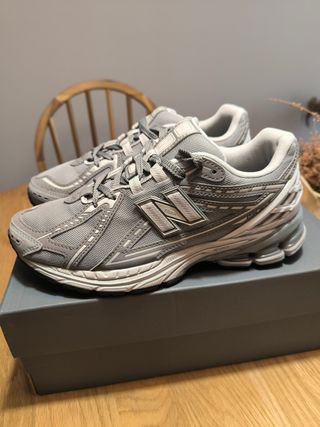 Zapatillas New Balance 1906 Gris