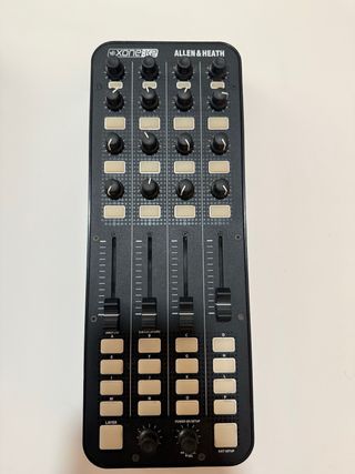 Allen & Heath Xone K2 Controlador DJ