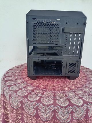Caja de PC  Itek QBO 8 Evo Negro