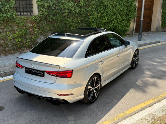 AUDI RS3 Sedán Black Line 2.5TFSI 400cv