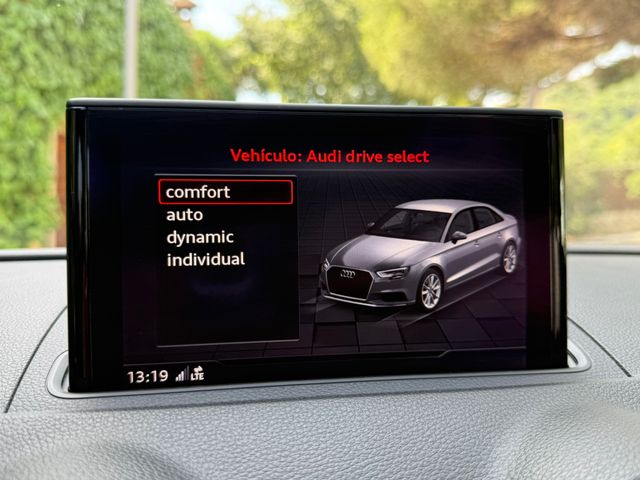 AUDI RS3 Sedán Black Line 2.5TFSI 400cv