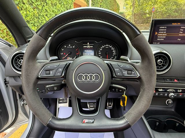 AUDI RS3 Sedán Black Line 2.5TFSI 400cv